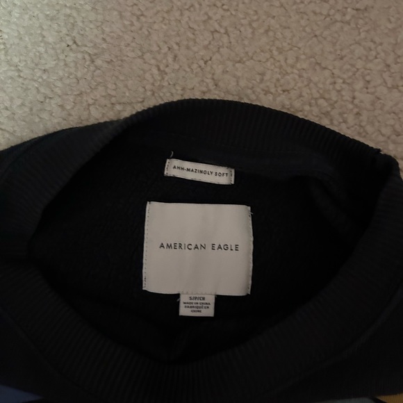American Eagle Sweater - Picture 2 of 2